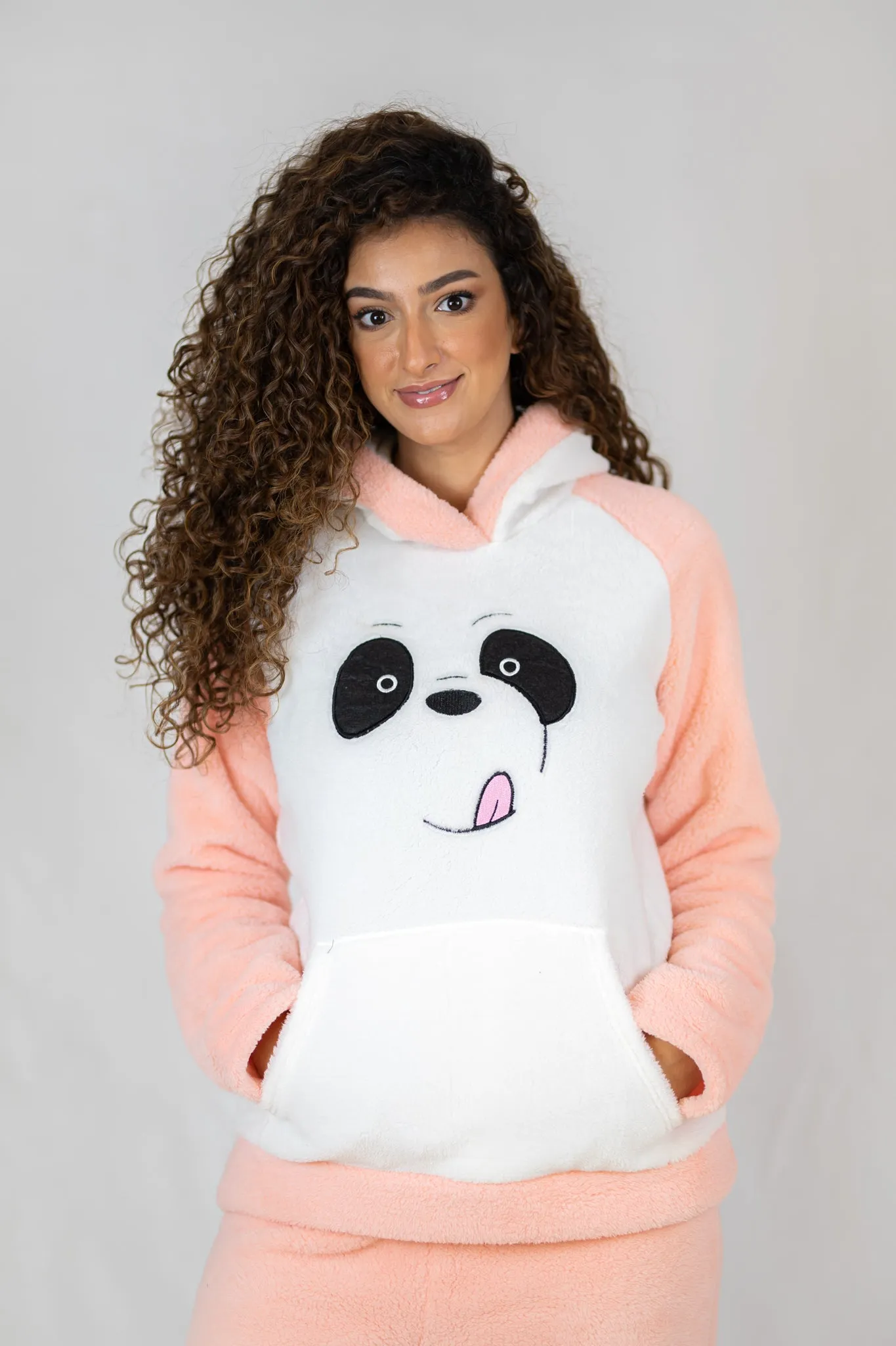 طقم بيجامة لوفرل نسائية بأكمام طويلة من الفرو بزنط Cute Panda Pn:50058 LOVRL